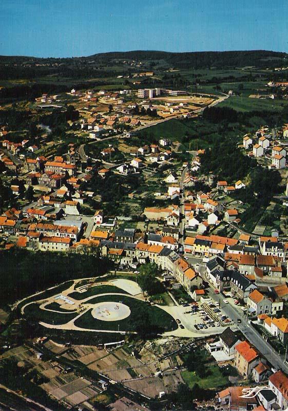 vue Aérienne avec jardin public.jpg